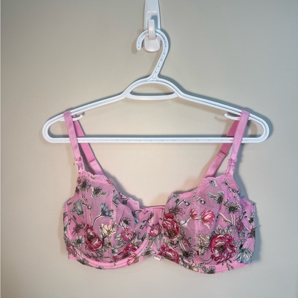 Floral Pink Victoria’s Secret Bra 38DD - Picture 2 of 5